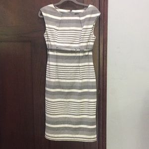 Gray & white dress!!